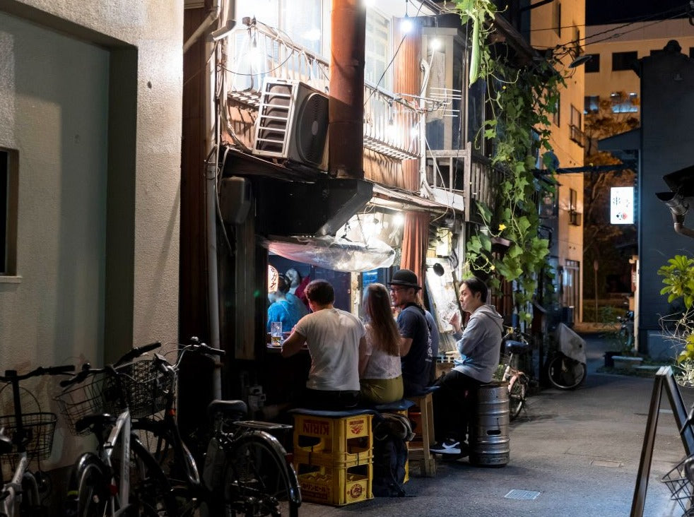 Kagoshima "Spirits" Bar Hoppingš¶