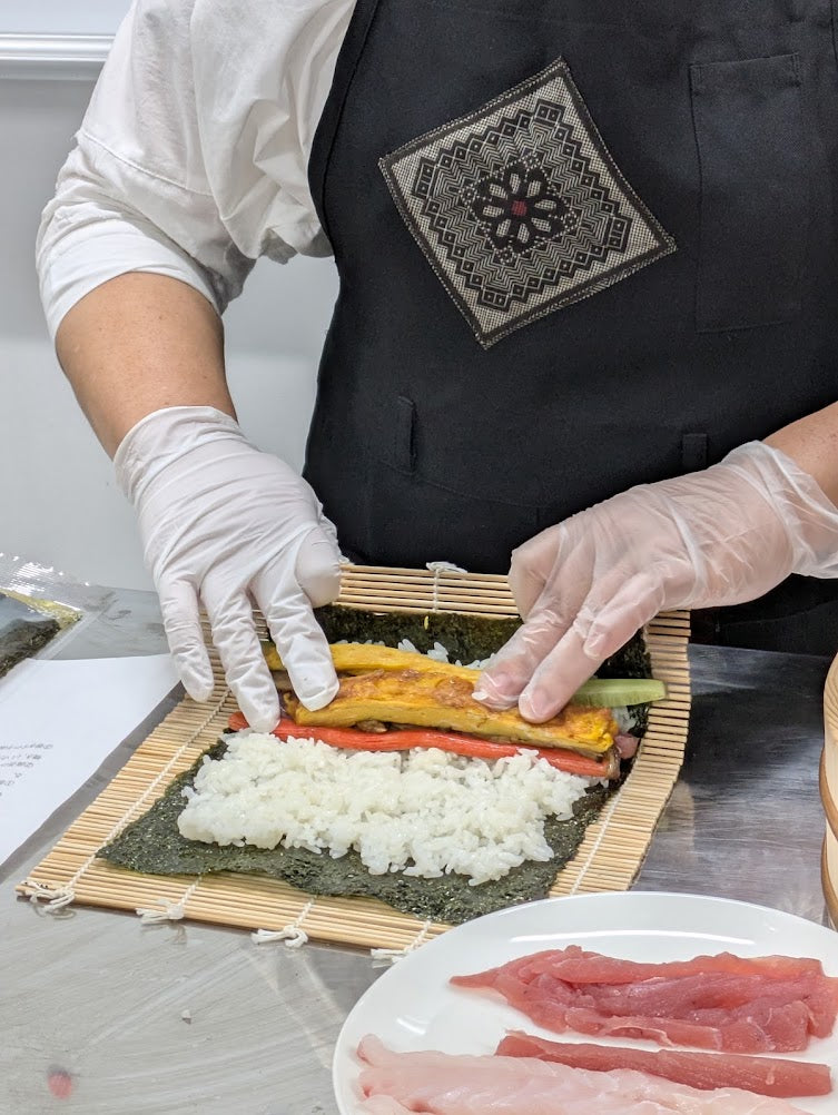 Fresh Catch to Table: Ultimate Temaki Sushi Breakfast at Kagoshima Fish Market!