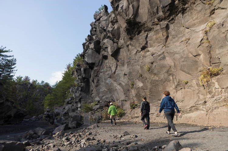Dive into Volcano: An enchanting  tour themed around 'Living on the active volcano, Sakurajima' (sea edition)